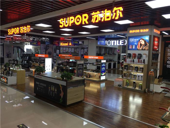 智能LED电视优选 日日顺乐家家电商场图片欣赏，打造家庭影院新体验